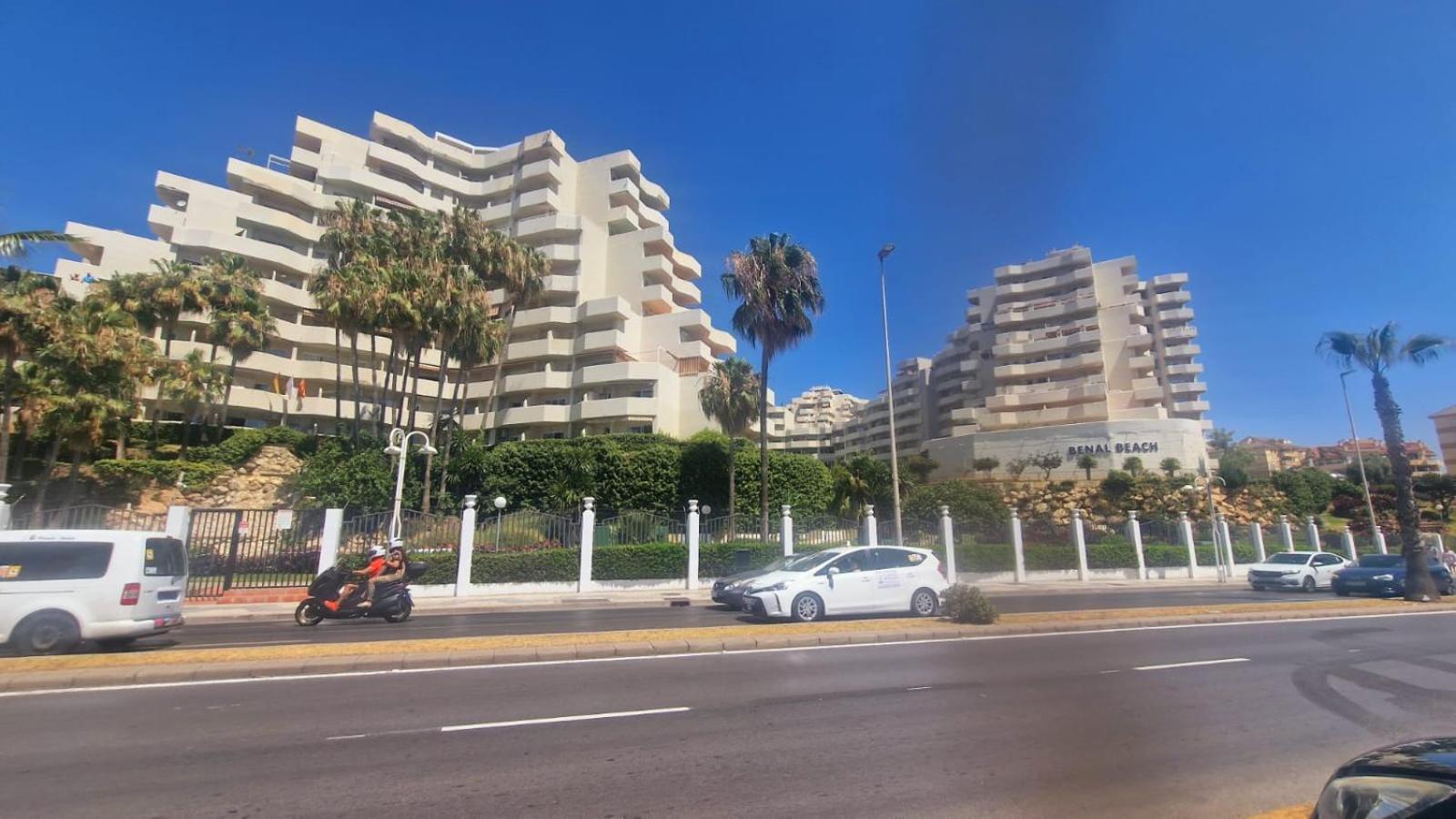 Apartamentos Magic Benalbeach By Benalnova Benalmadena Bagian luar foto