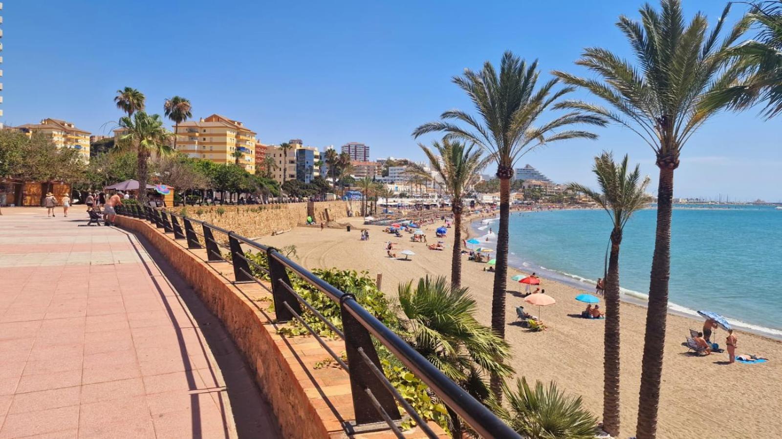 Apartamentos Magic Benalbeach By Benalnova Benalmadena Bagian luar foto