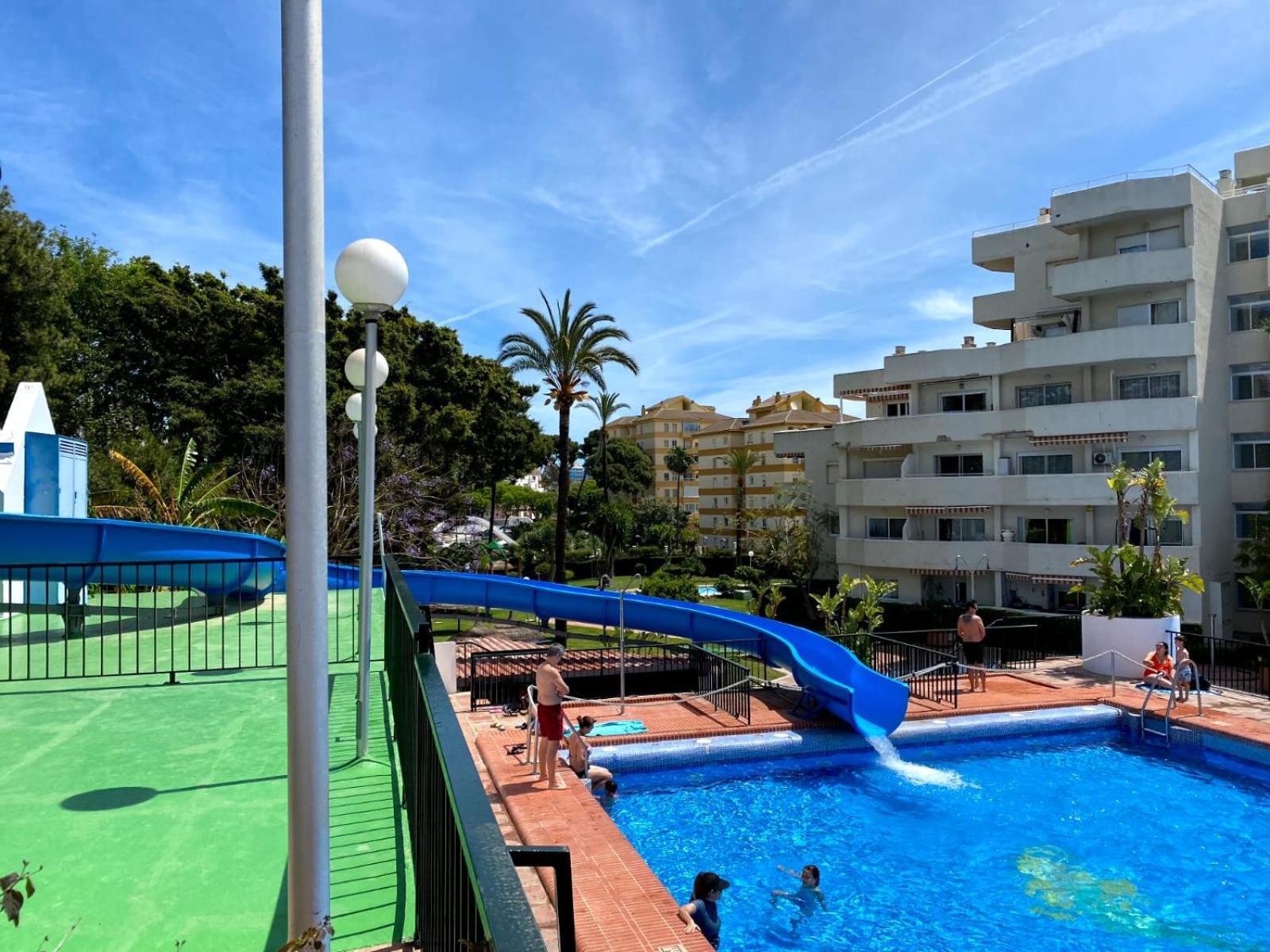 Apartamentos Magic Benalbeach By Benalnova Benalmadena Bagian luar foto