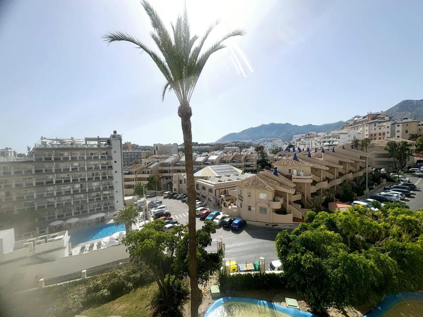 Apartamentos Magic Benalbeach By Benalnova Benalmadena Bagian luar foto