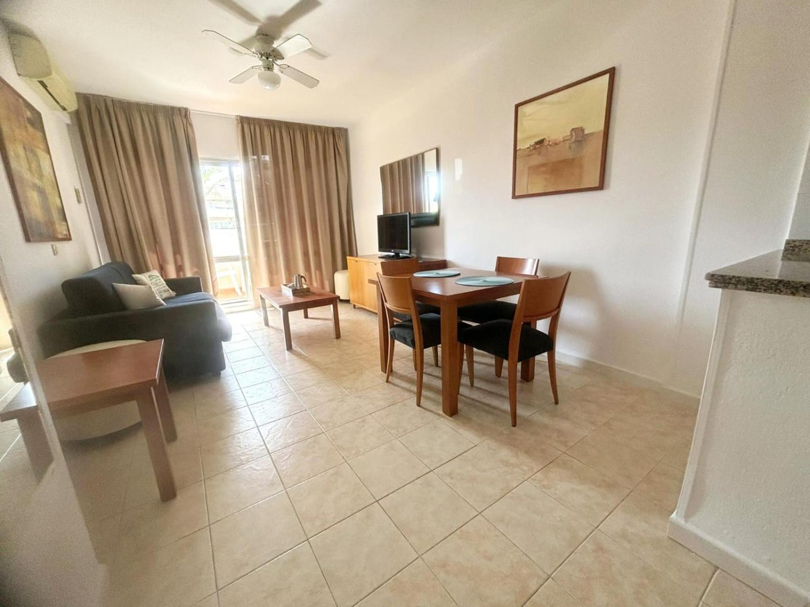 Apartamentos Magic Benalbeach By Benalnova Benalmadena Bagian luar foto