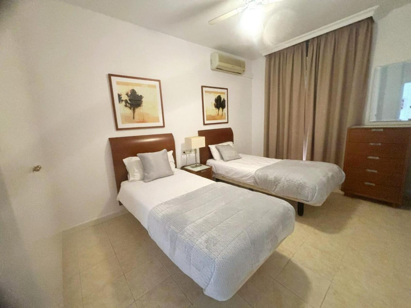 Apartamentos Magic Benalbeach By Benalnova Benalmadena Bagian luar foto